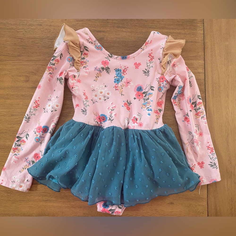 Cheeky plum tutu size 4T